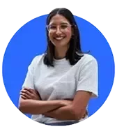 Woman crosed arms and smiling