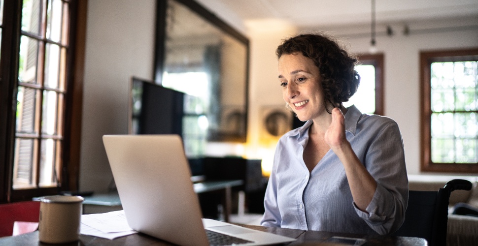 lady-without-fingers-working-on-laptop